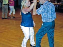 BB 02 DANCERS DOING THEIR THING